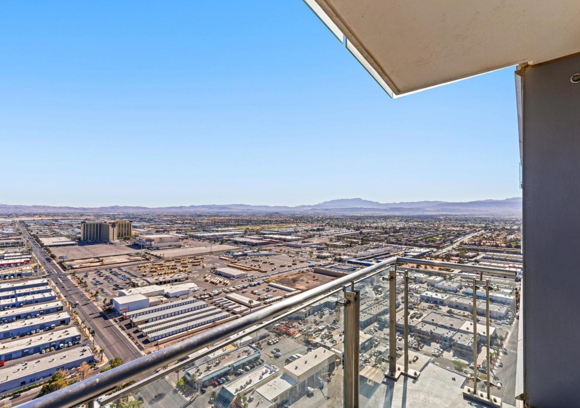 Palms Place Hotel By Zelloo Las Vegas Exteriör bild