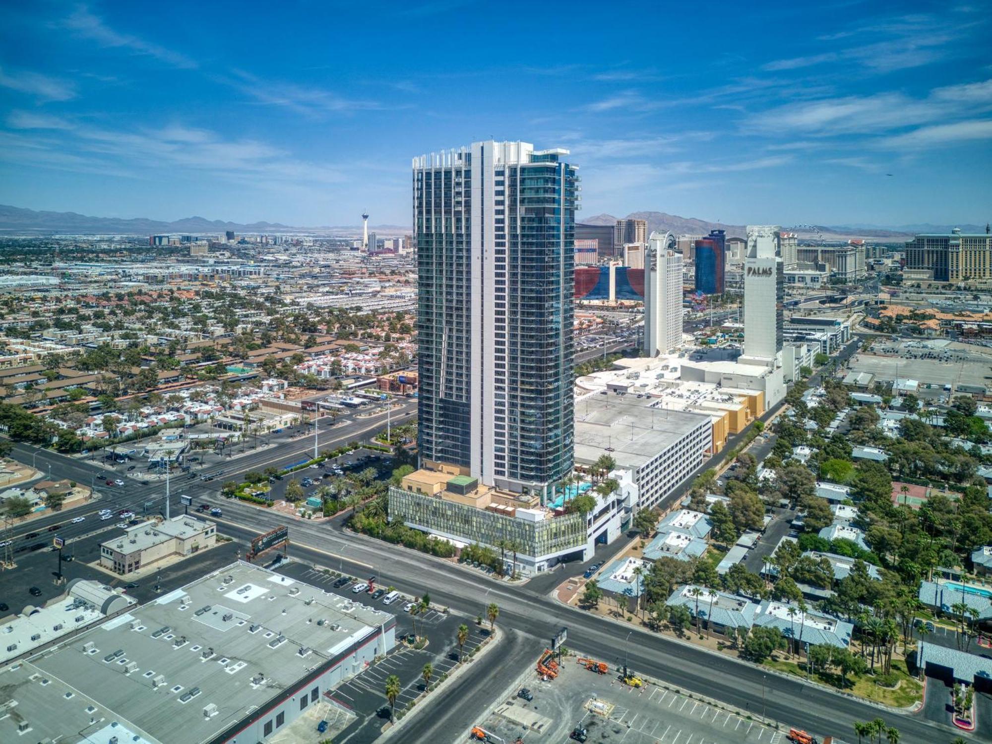 Palms Place Hotel By Zelloo Las Vegas Exteriör bild