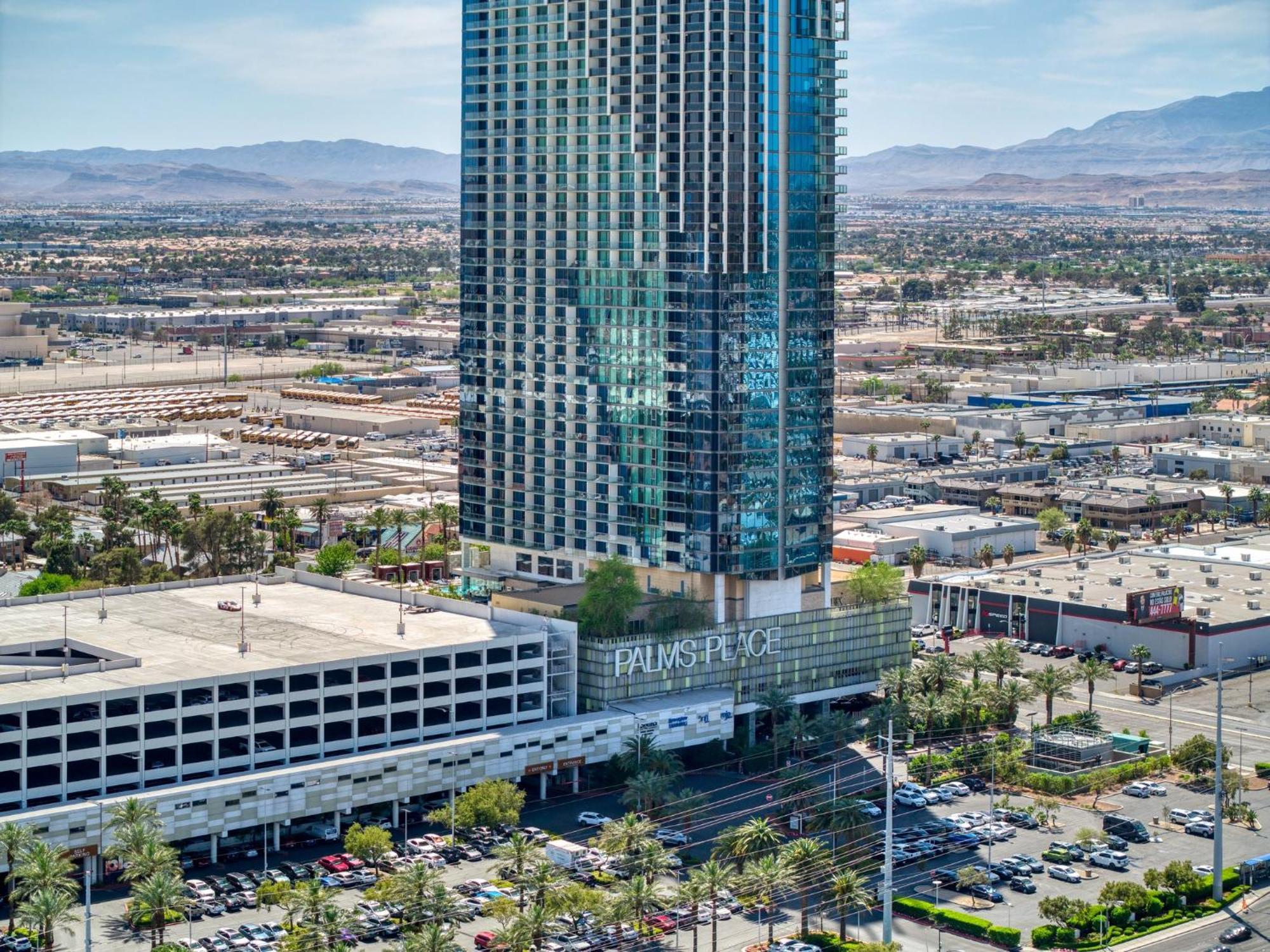 Palms Place Hotel By Zelloo Las Vegas Exteriör bild